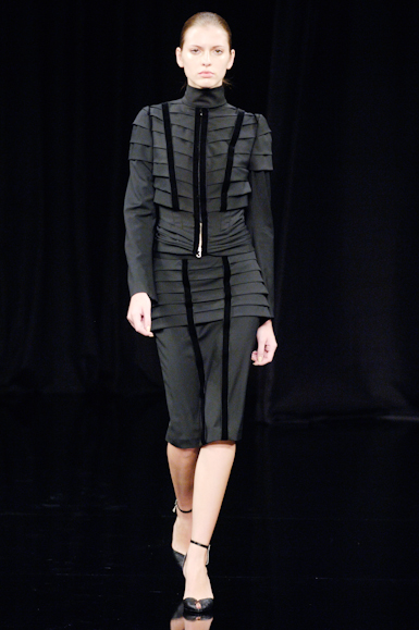desfiles-reinaldolourenco-saopauloinverno2006rtw-110