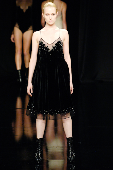 desfiles-reinaldolourenco-saopauloinverno2006rtw-115