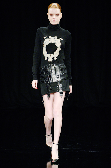 desfiles-reinaldolourenco-saopauloinverno2006rtw-128