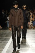desfiles-ricardoalmeida-saopauloinverno2006rtw-104