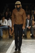 desfiles-ricardoalmeida-saopauloinverno2006rtw-106
