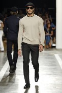 desfiles-ricardoalmeida-saopauloinverno2006rtw-120