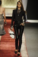 desfiles-samuelcirnasck-saopauloinverno2006rtw-107
