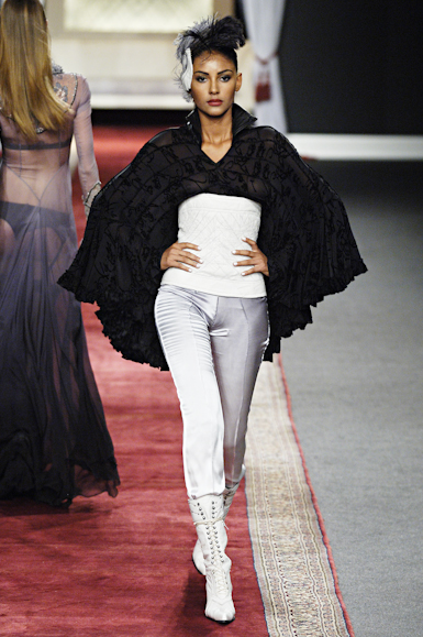 desfiles-samuelcirnasck-saopauloinverno2006rtw-117