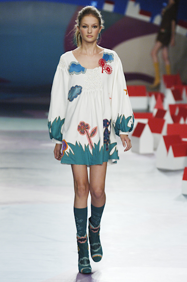 desfiles-triton-saopauloinverno2006rtw-100