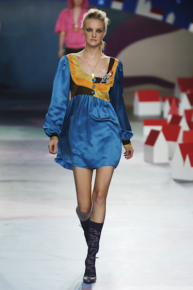 desfiles-triton-saopauloinverno2006rtw-102