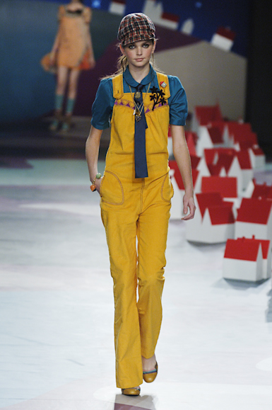 desfiles-triton-saopauloinverno2006rtw-104