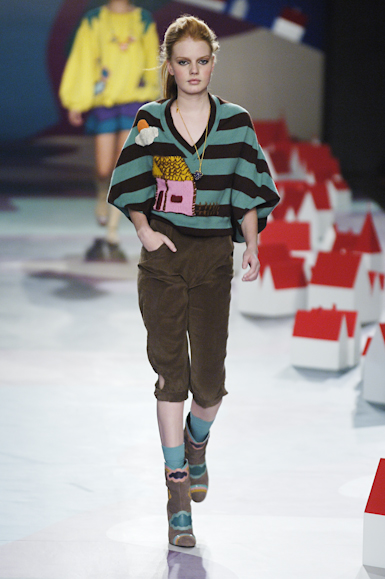 desfiles-triton-saopauloinverno2006rtw-108