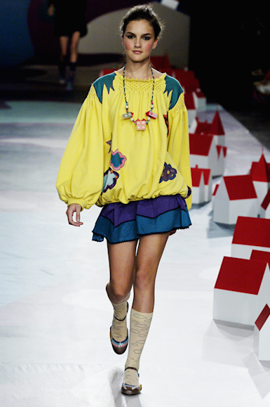 desfiles-triton-saopauloinverno2006rtw-109