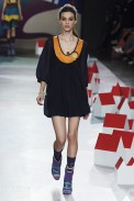 desfiles-triton-saopauloinverno2006rtw-110