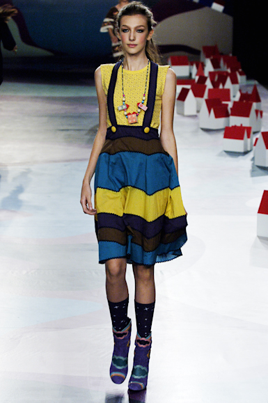 desfiles-triton-saopauloinverno2006rtw-111