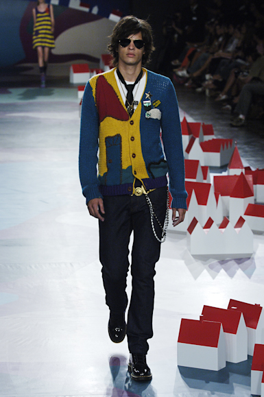 desfiles-triton-saopauloinverno2006rtw-129