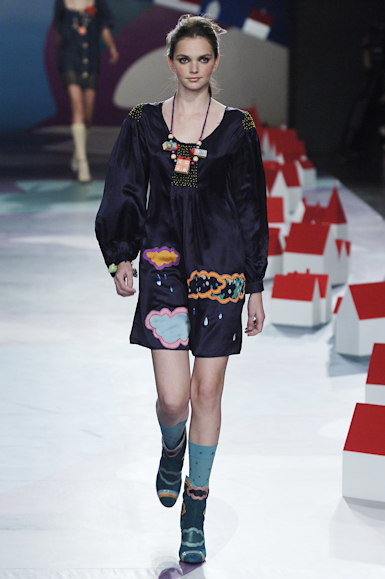 desfiles-triton-saopauloinverno2006rtw-134