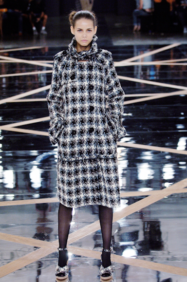 desfiles-iodice-saopauloinverno2006rtw-111