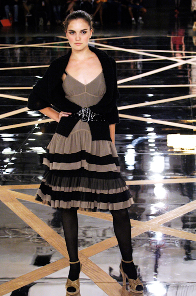 desfiles-iodice-saopauloinverno2006rtw-116