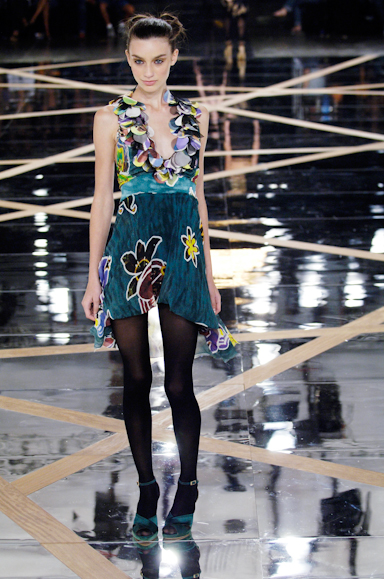 desfiles-iodice-saopauloinverno2006rtw-119