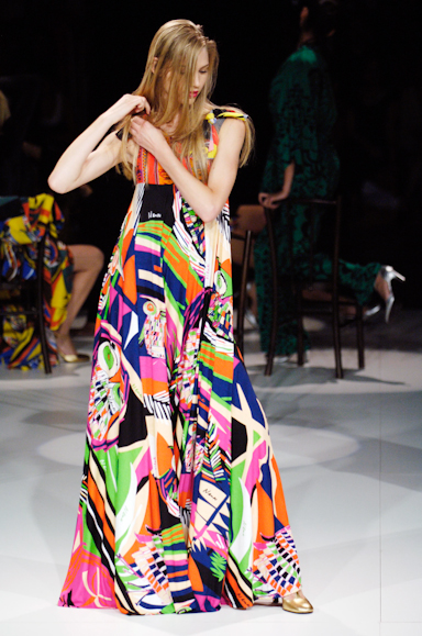 desfiles-neon-saopauloinverno2006rtw-112