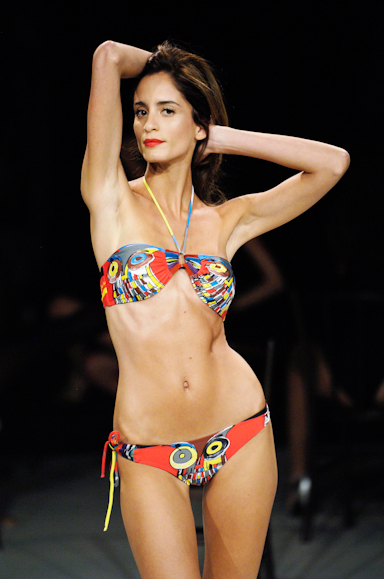 desfiles-neon-saopauloinverno2006rtw-119