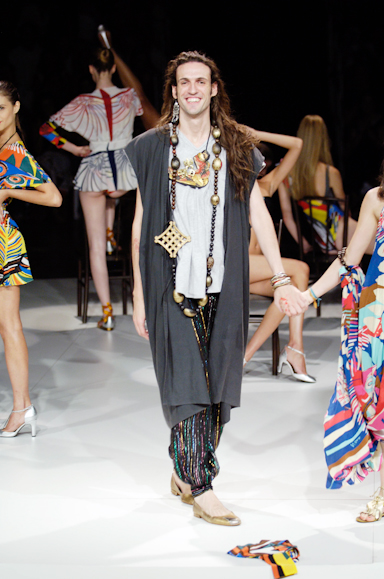desfiles-neon-saopauloinverno2006rtw-134