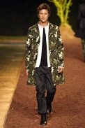 desfiles-uma-saopauloinverno2006rtw-115