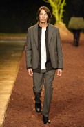 desfiles-uma-saopauloinverno2006rtw-116