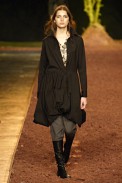 desfiles-uma-saopauloinverno2006rtw-117