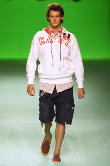 desfiles-vrom-saopauloinverno2006rtw-105