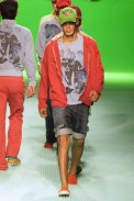desfiles-vrom-saopauloinverno2006rtw-113