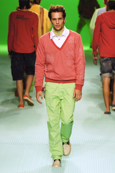 desfiles-vrom-saopauloinverno2006rtw-114