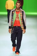 desfiles-vrom-saopauloinverno2006rtw-119