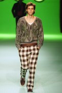desfiles-vrom-saopauloinverno2006rtw-122
