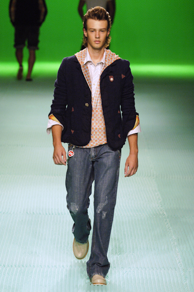 desfiles-vrom-saopauloinverno2006rtw-136