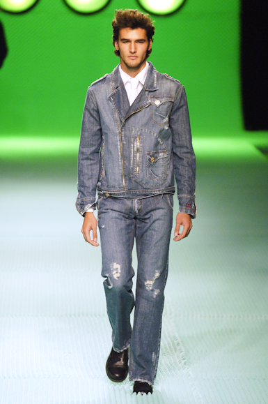 desfiles-vrom-saopauloinverno2006rtw-142