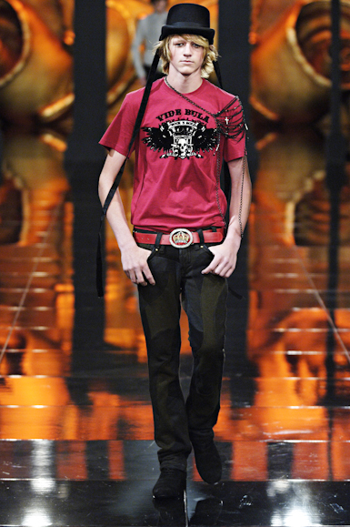 desfiles-videbula-saopauloinverno2006rtw-112