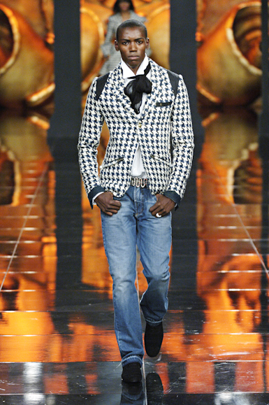 desfiles-videbula-saopauloinverno2006rtw-127