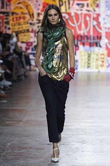 desfiles-zapping-saopauloinverno2006rtw-101