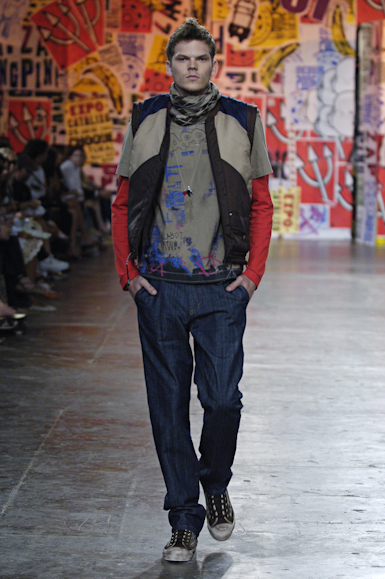 desfiles-zapping-saopauloinverno2006rtw-102