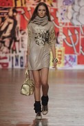 desfiles-zapping-saopauloinverno2006rtw-103