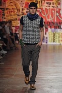desfiles-zapping-saopauloinverno2006rtw-110