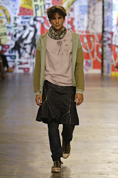 desfiles-zapping-saopauloinverno2006rtw-121