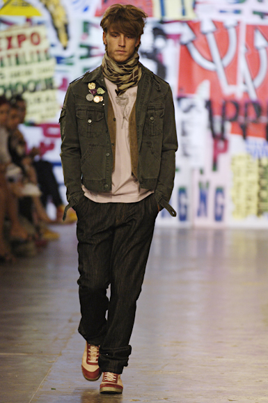 desfiles-zapping-saopauloinverno2006rtw-124
