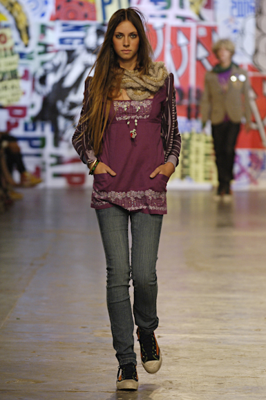 desfiles-zapping-saopauloinverno2006rtw-125