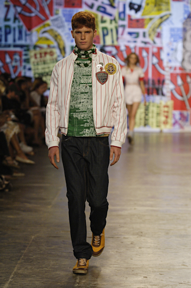 desfiles-zapping-saopauloinverno2006rtw-146