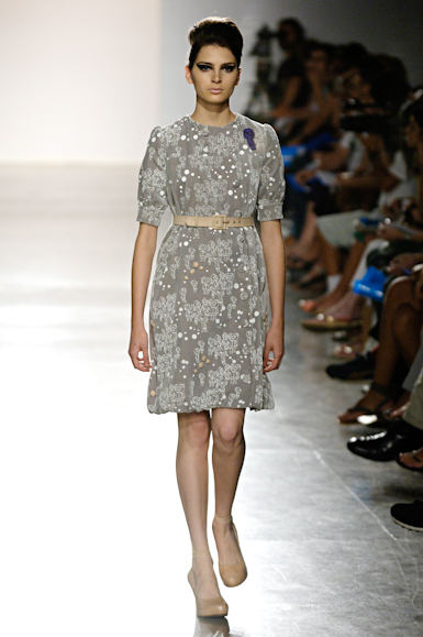 desfiles-zigfreda-saopauloinverno2006rtw-111