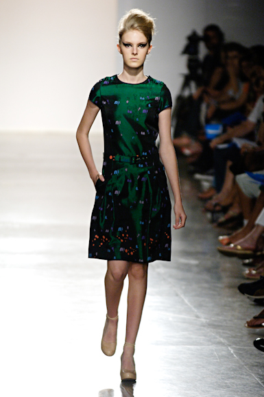 desfiles-zigfreda-saopauloinverno2006rtw-113