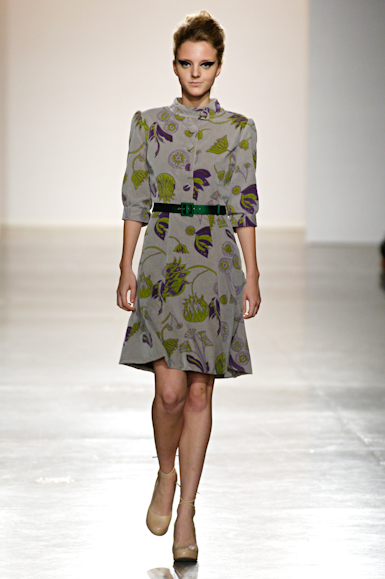 desfiles-zigfreda-saopauloinverno2006rtw-115