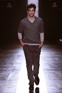 desfiles-zoomp-saopauloinverno2006rtw-112