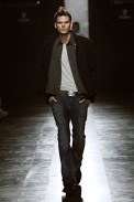 desfiles-zoomp-saopauloinverno2006rtw-117