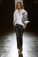 desfiles-zoomp-saopauloinverno2006rtw-121
