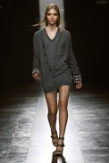 desfiles-zoomp-saopauloinverno2006rtw-130